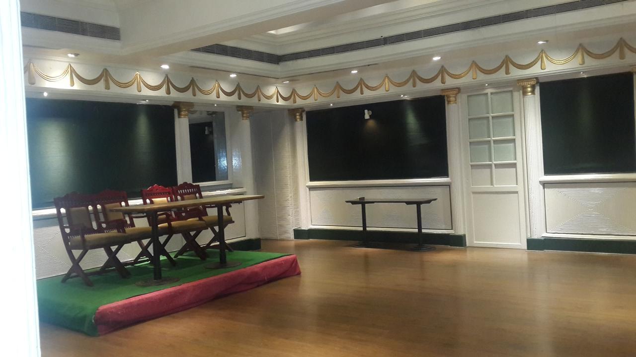 Mourya Lords Inn Kurnool Exteriér fotografie